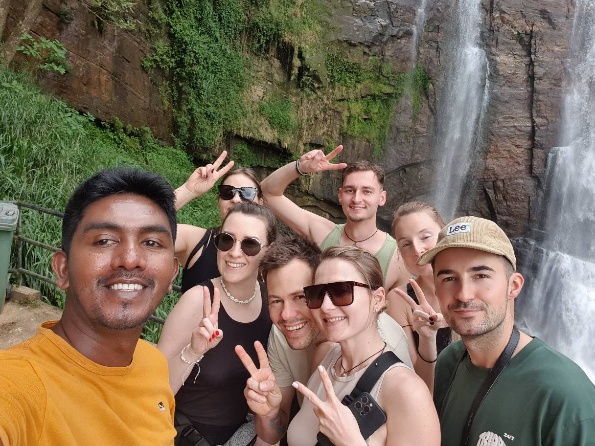 Taxi Pick N Drop - Sri Lanka